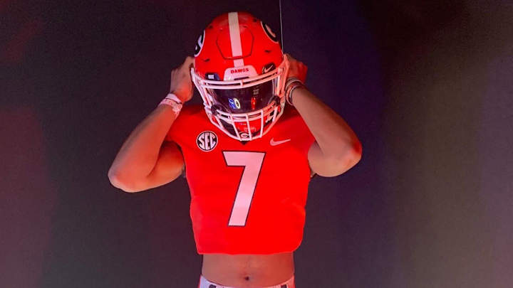 MJ Morris, 2022 QB, Is Building A Good Relationship With Georgia
