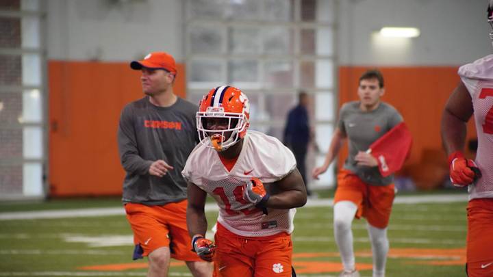 Clemson's Other Running Backs Take Back Seat Again