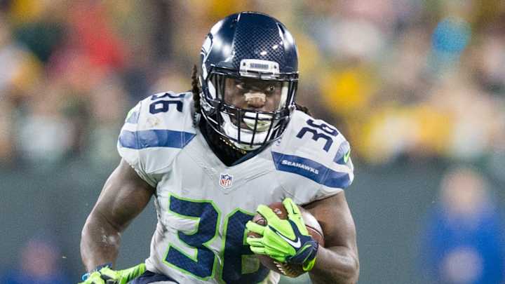 Report: Seahawks Interested in Re-Signing RB Alex Collins