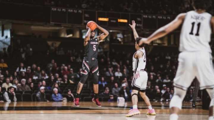 Vanderbilt tops South Carolina 83-74 behind Pippen in finale