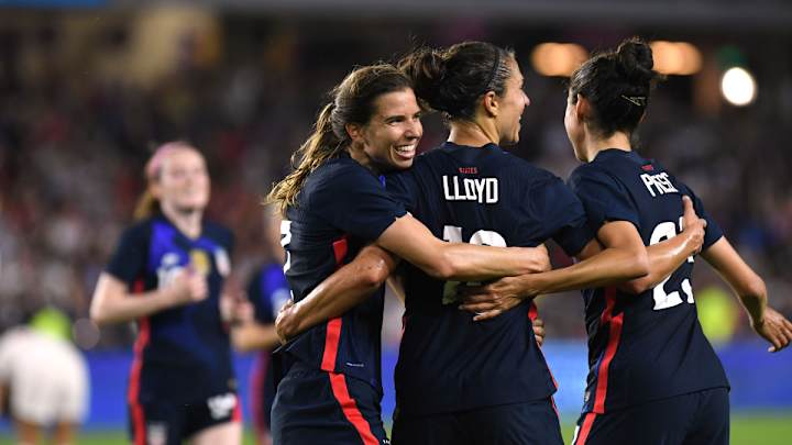 U.S. Soccer, USWNT at Odds Over 'Equal Pay' Offer After Letter From Cordeiro