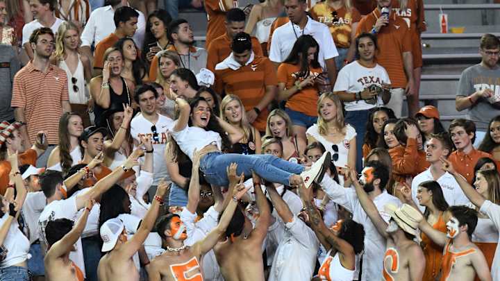 Texas Football: Longhorns' Recruiting Wish List For Quarterbacks in 2021