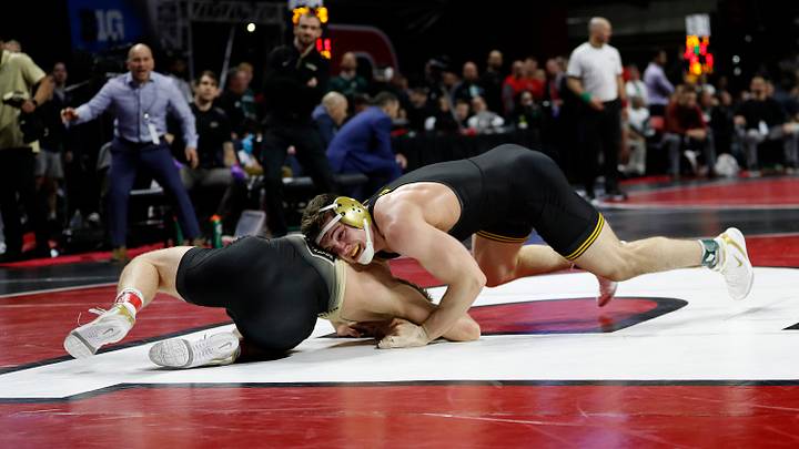 Big Ten Wrestling: Hawkeyes Crown 3 On The Way To Team Title Big Ten Wrestling: Hawkeyes Crown 3 On The Way To Team Title