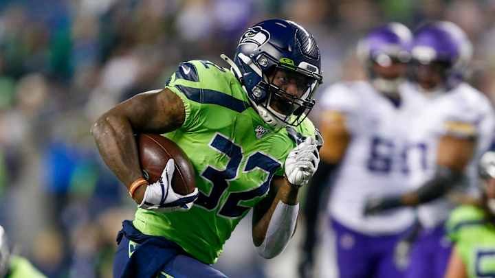 Should Seahawks Extend RB Chris Carson?