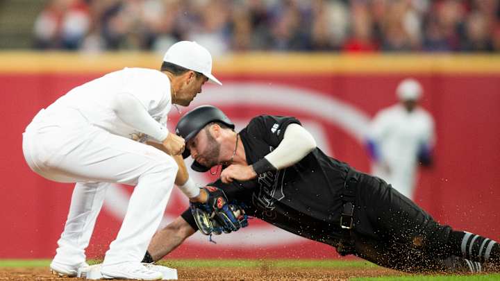 Video: What's the Latest with Indians Injured OF Tyler Naquin Video: What's the Latest with Indians Injured OF Tyler Naquin