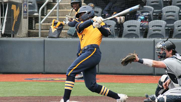 Watters and Davis Named to the 2022 Preseason All-Big 12 Team