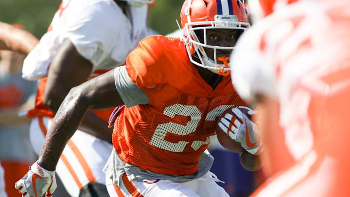 Travis Etienne's Return Won't Deter Lyn-J Dixon