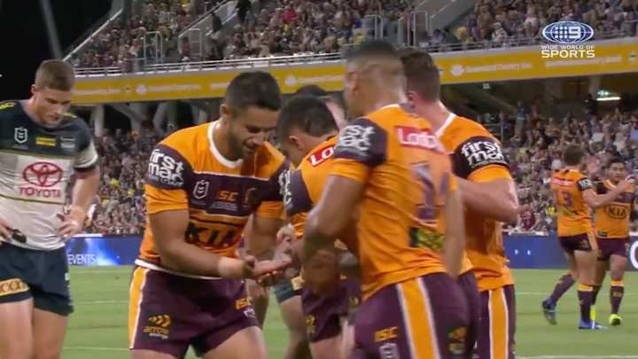 Australian Rugby Team Celebrates Score With Hand Washing Routine