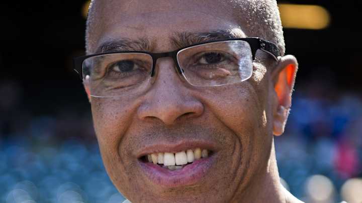 Mychal Thompson Suggests Banana Leaves During Toilet Paper Shortage Mychal Thompson Suggests Banana Leaves During Toilet Paper Shortage