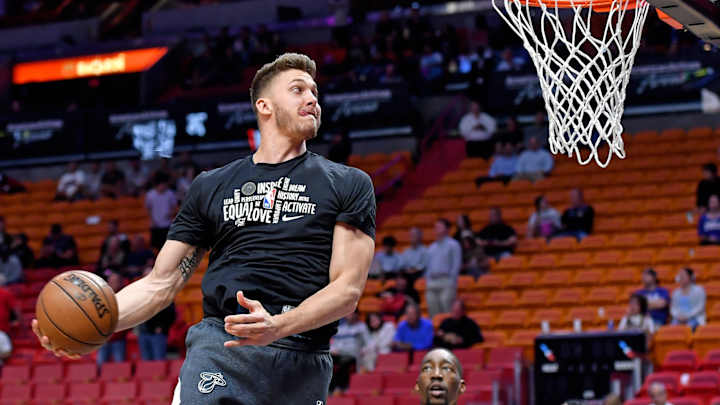 Heat's Meyers Leonard will participate in gaming tournament to raise money for coronavirus victims