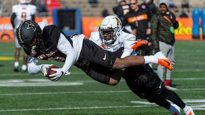 Mock Draft: Tennessee Titans Select Vanderbilt Commodores Ke'Shawn Vaughn