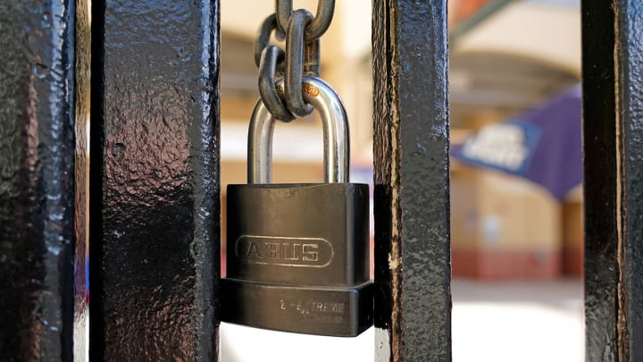 Coronavirus in Sports: The UFC's Defiance, Schedule Changes and More Updates