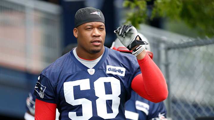 Report: Patriots Re-Sign OLB Keionta Davis