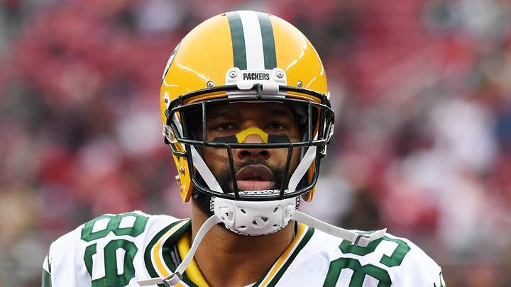 Packers Officially Re-Sign ‘Big Dog’ Lewis Packers Officially Re-Sign ‘Big Dog’ Lewis