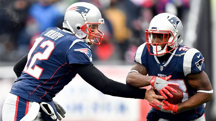 Free Agents Bucs Should Target to Complement Tom Brady