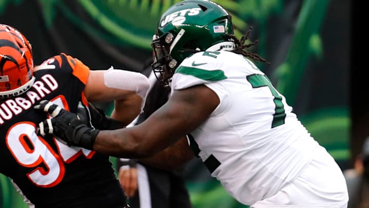 Making Sense of Seahawks' Right Tackle Choices