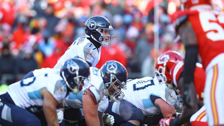 Tannehill Earns Praise From Hall of Fame Coach