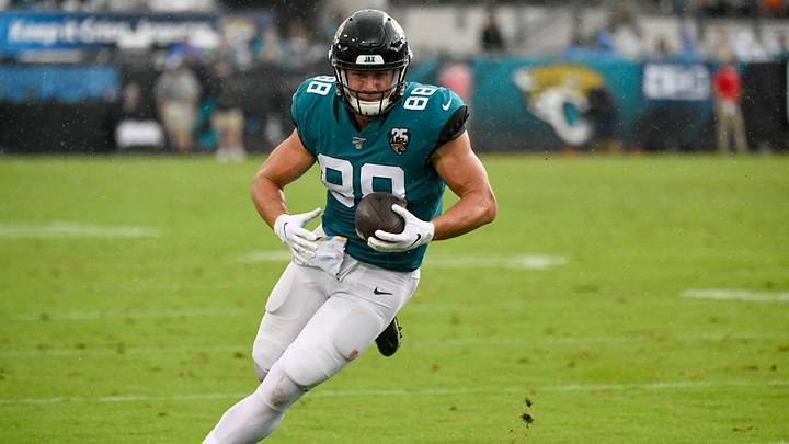Former Jaguars' Tight End Seth DeValve Agrees to Terms With Panthers Former Jaguars' Tight End Seth DeValve Agrees to Terms With Panthers