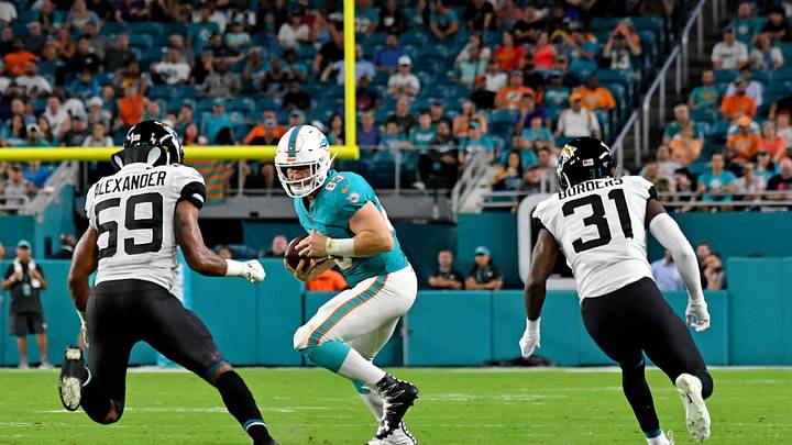 Former Jaguars' Tight End Nick O'Leary Heading to the Raiders Former Jaguars' Tight End Nick O'Leary Heading to the Raiders