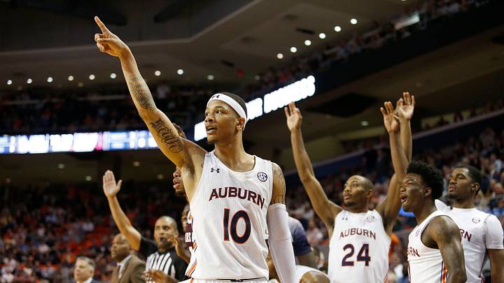 Mythical March Madness: Round of 32 Games From the Kansas Regional