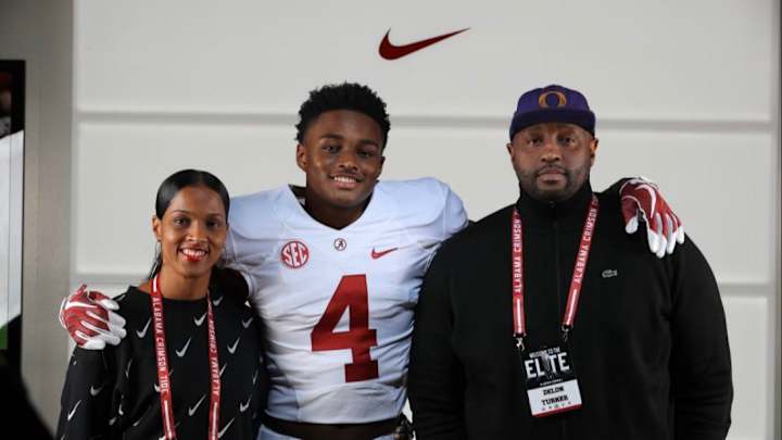 Alabama Football's Summer Enrollees Arrive in Tuscaloosa Alabama Football's Summer Enrollees Arrive in Tuscaloosa