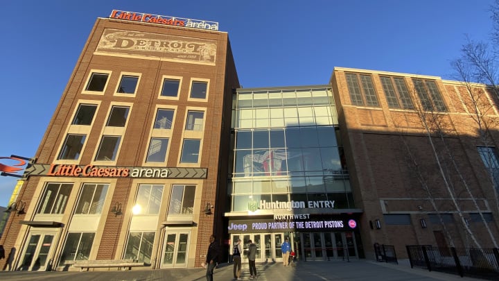 Jazz, Pistons Camera Operator In A Medically Induced Coma After Coronavirus Diagnosis