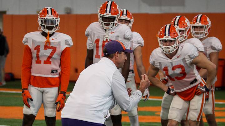 Tigers Continue To Hit The Books Tigers Continue To Hit The Books