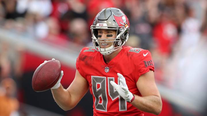 Bucs Tight End Cameron Brate Weighs in on Coronavirus, Brady Acquisition