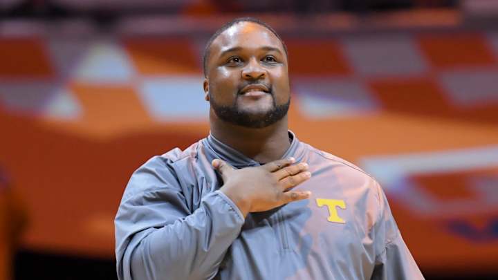 VFL Tee Martin Reportedly a Top Candidate for SEC Coaching Vacancy VFL Tee Martin Reportedly a Top Candidate for SEC Coaching Vacancy