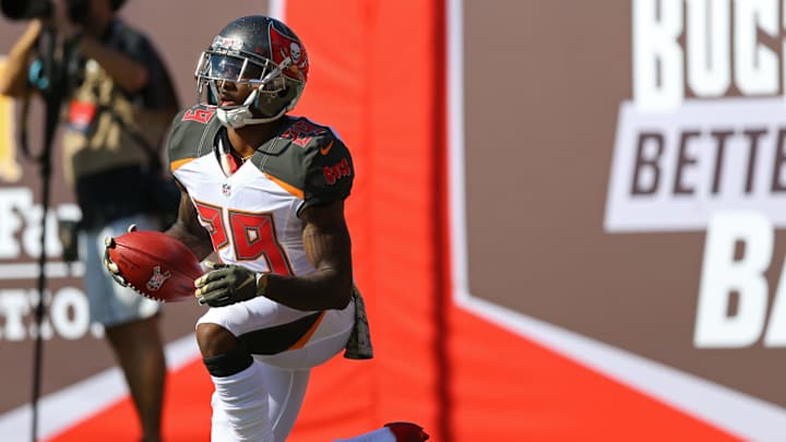 Bucs to Re-Sign CB Ryan Smith