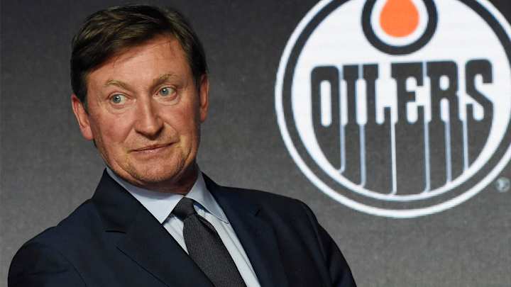 Wayne Gretzky Jersey Sells for Record $1.45 Million at Auction