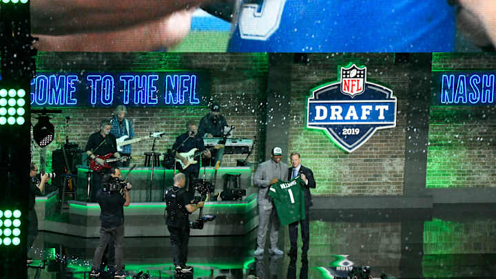Exclusive: New York Jets fan Jay Mohr's seven round NFL mock draft