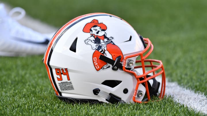 Helmet Havoc Down to Final Eight and Justin Williams is Proud of Cowboys Helmet/Uniform Mania Helmet Havoc Down to Final Eight and Justin Williams is Proud of Cowboys Helmet/Uniform Mania