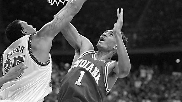 ON THIS DAY: Hoosiers' Stunning Tourney Run in 2002 Comes Up Just Short ON THIS DAY: Hoosiers' Stunning Tourney Run in 2002 Comes Up Just Short