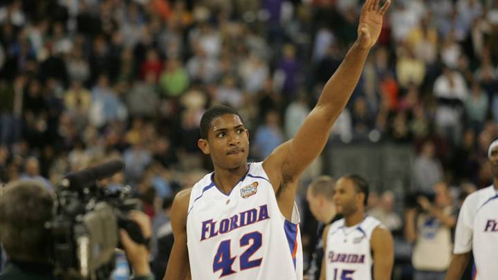 Former Gators Basketball Star Donates $500,000 Towards Coronavirus Relief Efforts Former Gators Basketball Star Donates $500,000 Towards Coronavirus Relief Efforts