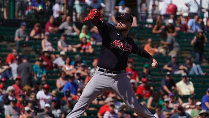 Indians Pitcher Allen Shouts Out at Jemele Hill Defending Patriots' Owner Kraft's Gesture