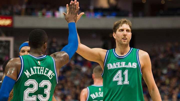 Gang Green? Porzingis Hints at Mavs Uniform Change