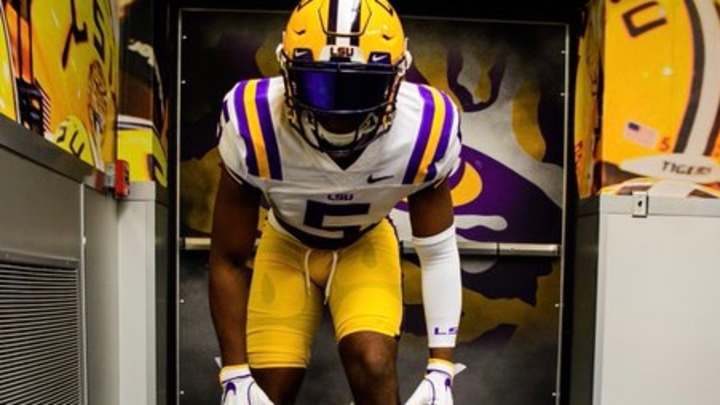 LSU Five-Star Linebacker Commit Raesjon Davis a True Athlete