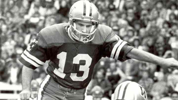 Down the Middle: Chuck Nelson Has Never Missed When Dealing With Infamous Kick