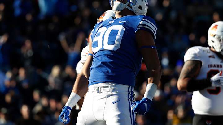 FB: Utah adds former BYU defensive lineman Devin Kaufusi