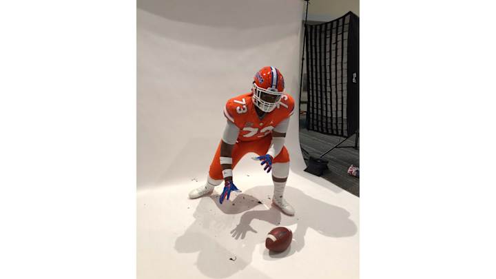 2021 Gators OL Commit: 'I Can Definitely Move a Defender Out of the Way'