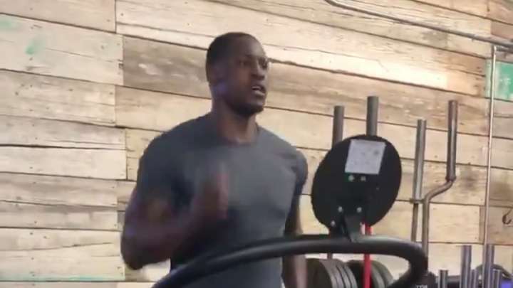 WATCH: New Cowboys Aldon Smith From 'Sleeping Under A Car' to 'In The Gym' WATCH: New Cowboys Aldon Smith From 'Sleeping Under A Car' to 'In The Gym'