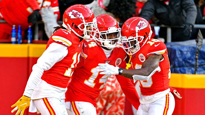 Arrowhead Report Roundtable: Chiefs keep Sammy Watkins