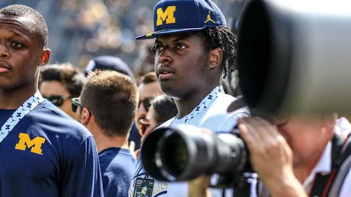 Four-Star Offensive Lineman Raheem Anderson II Commits To Michigan, Pushes U-M Class Into Top 10