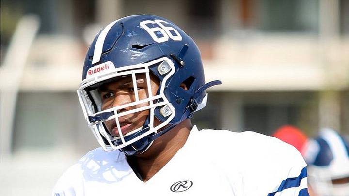 Detroit, Michigan, Tackle Derrick Harmon Commits to the Spartans Detroit, Michigan, Tackle Derrick Harmon Commits to the Spartans