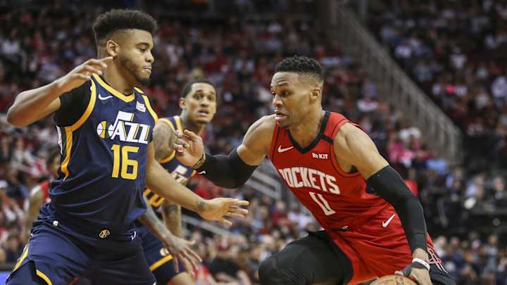 Former Hoosier Juwan Morgan Donates Groceries in Missouri Hometown Former Hoosier Juwan Morgan Donates Groceries in Missouri Hometown