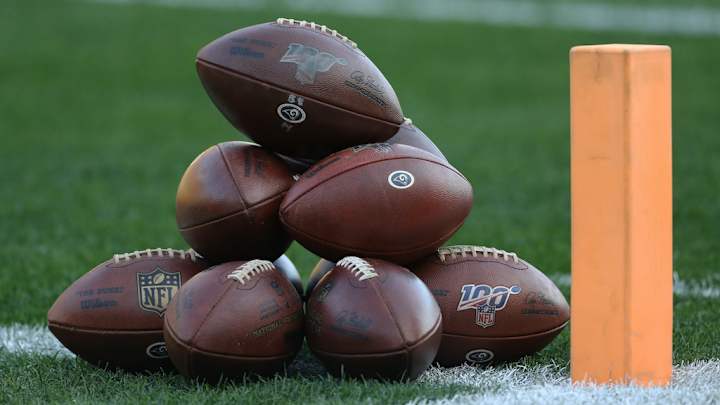 10 Fantasy Football Mistakes to Avoid 10 Fantasy Football Mistakes to Avoid