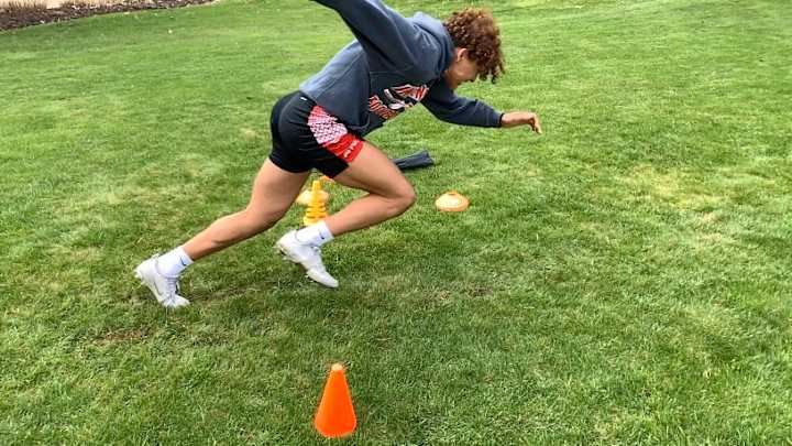 2021 LSU Target Donovan McMillon's Recruitment Has Taken Off Recently, Talks "Dream" Offer from Tigers