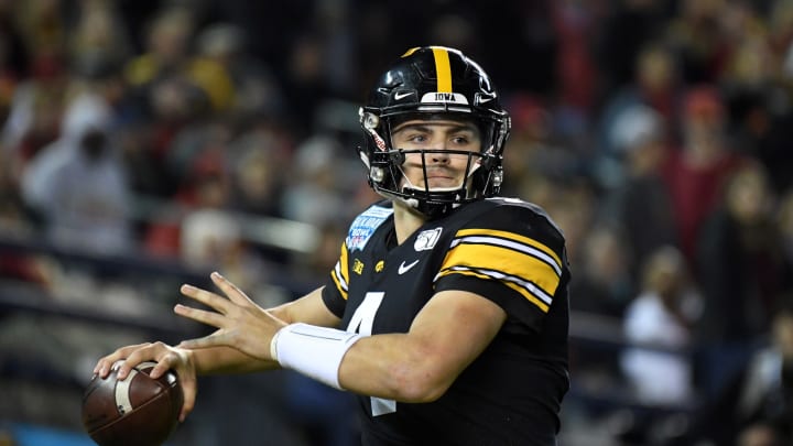 Source: Iowa quarterback Nate Stanley has 'video meeting' with New York Jets Source: Iowa quarterback Nate Stanley has 'video meeting' with New York Jets
