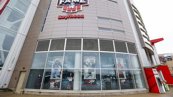 Bill Parcells, Richard Seymour, Mike Vrabel Named as Patriots HOF Finalists